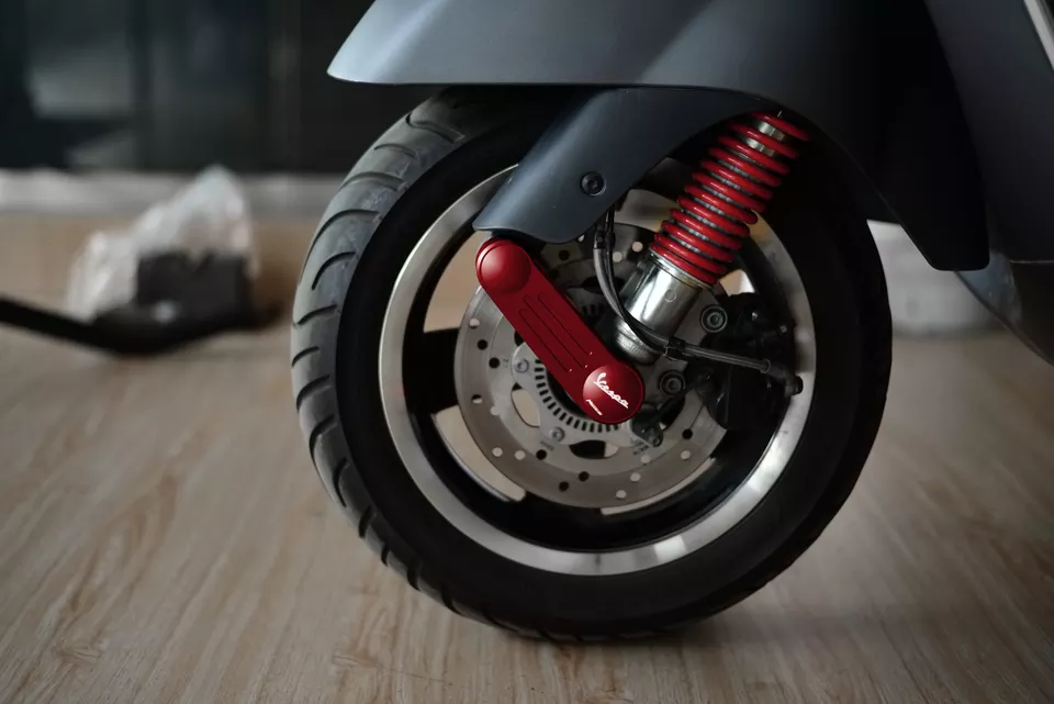 Front Fork Cover Suspension Link Case Decorative Accessories for Vespa GTS300 GTS 300 GTS250 GTV