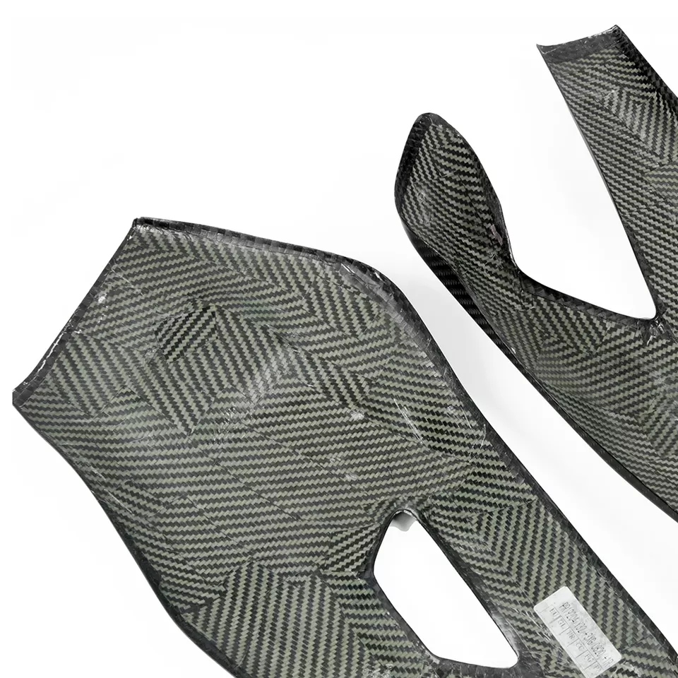 High Quality Motorcycle part 100% Full Carbon Fiber Swing Arm Covers for YAMAHA R1 2015-2018